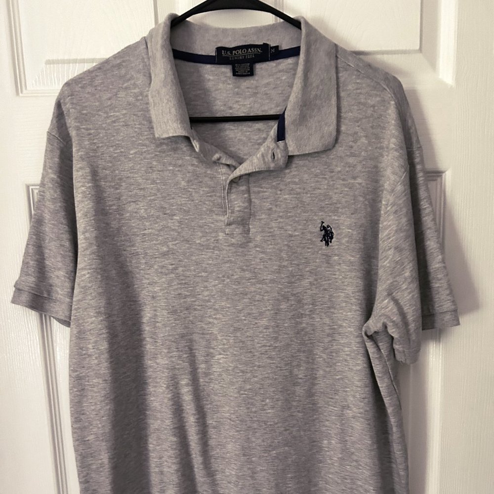 Men's Polo Shirt - Med